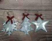 New! Set of 3 Christmas Ornaments Red & Black Buffalo Plaid Check Galvenized Tin
