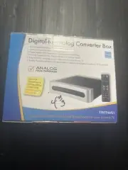 RCA Digital to Analog Converter Box Receives Over the Air Digital TV Broadcast