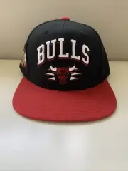*NWOT* Chicago Bulls 1998 NBA Finals black snapback hat Mitchell & Ness