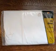 Vtg New Fruit of the Loom Percale 50/50 Poly Cotton White Double Fitted Sheet