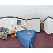 EverSpring Inn & Suites