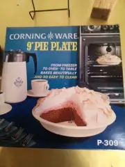 Corningware 9" Pie Plate, P-309 Blue Cornflower, USA, with Original Box