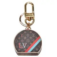 在飛比找momo購物網優惠-【Louis Vuitton 路易威登】M63089行李箱造