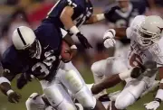 Running back Curtis Enis Penn State Nittany Lions gets tackled at - Old Photo