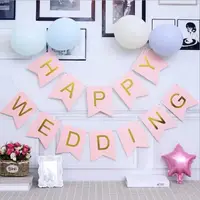 在飛比找momo購物網優惠-HAPPY WEDDING結婚快樂燙金魚尾掛旗1組(告白 求