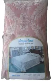 NEW Vintage Morgan Jones Jamestown Bedspread Full Rose Cream Chenille Fringe USA