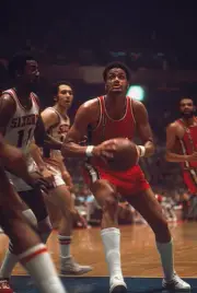 Portland Trailblazers Maurice Lucas shoots a jumpshot v the Philad- Old Photo