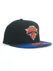 New Era NBA New York Knick 59fifty Fitted Hat Size 7 1/4 Spider-Man Marvel Comic