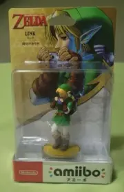 The Legend of Zelda: Ocarina of Time Link Amiibo Figure Japan