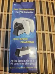 PS5 DualSense Wireless Controllers Twin Charging Station- New
