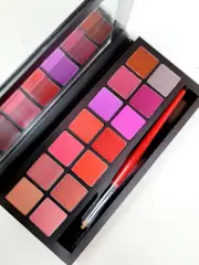 Smashbox Drawn In. Decked Out. Be Legendary Lipstick Palette with Lip Brush #6