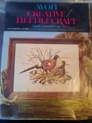 Vintage Avon Creative Needlecraft WILD PHEASANTS Pict Crewel Embroidery Kit NOS