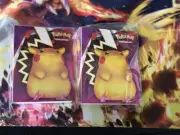 Pokémon Pikachu Charizard Vmax Gigantimax Mini Portfolio Card Binder 2x Quantity