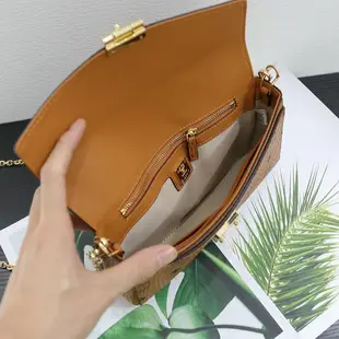 正品代購 熱銷中 MCM Tracy Visetos 斜背包