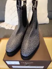 R.M Williams Lady Yearling Rubber Sole SIZE AU 8D Grey Print Boots RRP$649