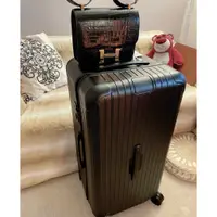 在飛比找蝦皮購物優惠-98成新 RIMOWA Essential Trunk 31