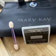 Mary Kay Mineral Eye Color (Hazelnut) Eyeshadow With Applicator ￼ 013068