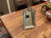VTG ORNATE GOLD PLASTIC WALL MOUNT/FREE STANDING ACCENT MIRROR