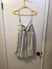Women NWT "TopShop" pastel colors sleeveless open back romper. Size 4 Reg. $64