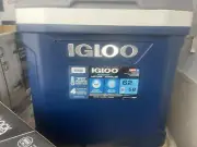 Igloo 62-Quart 5-Day Maxcold Latitude Roller Cooler Ice Chest 98 Can Capacity