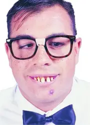 Geek Instant Costume Kit