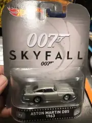 2012 Hot Wheels Retro Entertainment SKYFALL ASTON MARTIN DB5