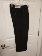 Dockers Boy’s Pleated Dress Slacks Pants Back Pockets Black Size 8 Regular NWT