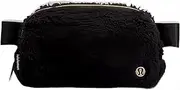 [lululemon] Athletica Everywhere Fleece Belt Bag (Black), Black