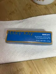 Mary Kay Suncare Lip Protector Sunscreen SPF 15 Broad Spectrum .16 oz 4g Sealed