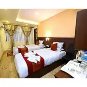 Deluxe Hotel With Garden, 2 Minutes To The Lod Disco