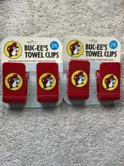 Buc-ee’s beach towel Clips - Two 2-packs