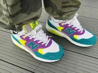 在飛比找Yahoo!奇摩拍賣優惠-New Balance 580 藍紫黃白 糖果 波點 拼接 