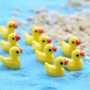50-200pcs Mini Yellow Ducks Dolls House Miniature Bathtime Garden Decor KC