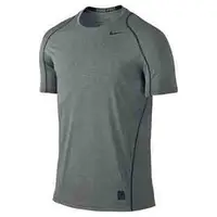 在飛比找金石堂精選優惠-Nike 男時尚Pro Cool碳灰色合身圓短袖ㄒ恤