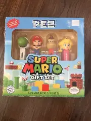 Pez Super Mario Gift Set 4 Dispensers Yoshi Mario Donkey Kong Princess Peach