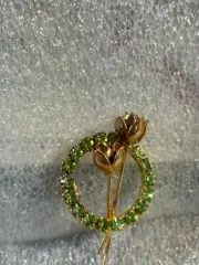 Art Deco Peridot Crystal and Goldtone Filigree Flower Vintage Pin Brooch P-221