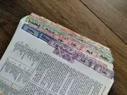 2 SETS Adhesive Bible Study Tabs easy book reference scripture Old/New Testament