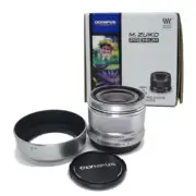 Olympus M.ZUIKO DIGITAL 25mm F1.8 Silver Lens Micro Four Thirds from Japan New