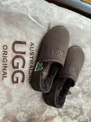 Classic Ugg Shoes