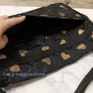 Yu歐美日精品~全新正品 LESPORTSAC 3243 超大容量 愛心尼龍斜背包 郵差包 電腦包 現貨