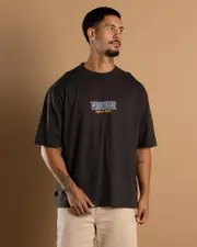 [Wrangler] Wrangler Men's Fangs Boxcar T-Shirt in Worn Black Size Medium M Worn Black