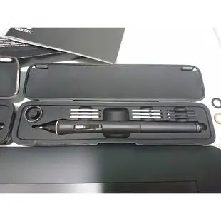二手 Wacom Intuos Pro PTH-651 Medium 數位繪圖板 數位手寫板 原廠配件 磁吸筆盒
