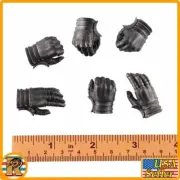 Royal Defender (Black Ver) - Female Gloved Hands - 1/6 Scale - TBLeague Figures