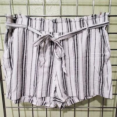 Old Navy Shorts NWT!