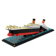 Passenger Liner Ship Sinking Scene Building Toys Set 782 Pieces MOC Build