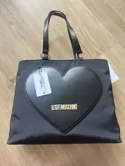 love moschino bag Bnwt Rrp $350