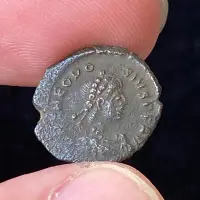 在飛比找Yahoo!奇摩拍賣優惠-東部羅馬帝國狄奧多西一世（公388-392年）銅幣，正面狄2