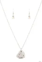Mother Necklace Paparazzi White Happily Heartwarming