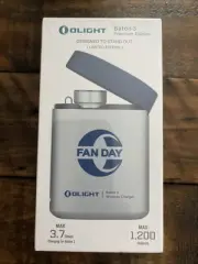 OLIGHT BATON 3 PREMIUM LIMITED EDITION FAN DAY WIRELESS CHARGER 1200 LUMENS