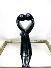 Beautiful Vintage Hand Carved Black Soapstone Figurine Lovers Made in Kenya